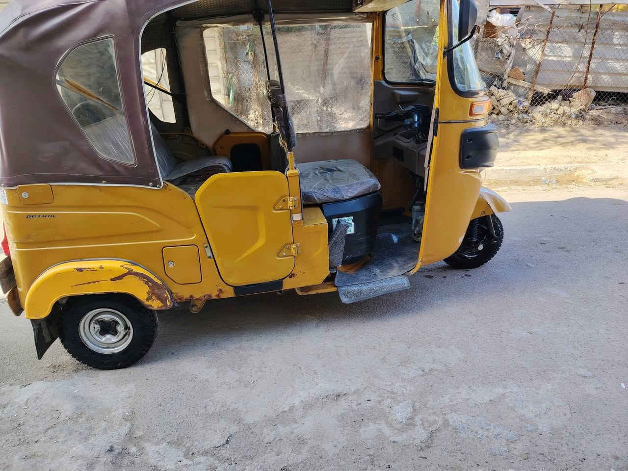 السلام عليكم تك تك 2021بيها ضربة بالغد ومعمر علبارد بغداد جديدة رقم وسنوية بسمي بغداد  تحويل ثاني يوم مكينه مكفولة لاتبخير ولاتنقيص السعر 7200 /***********
