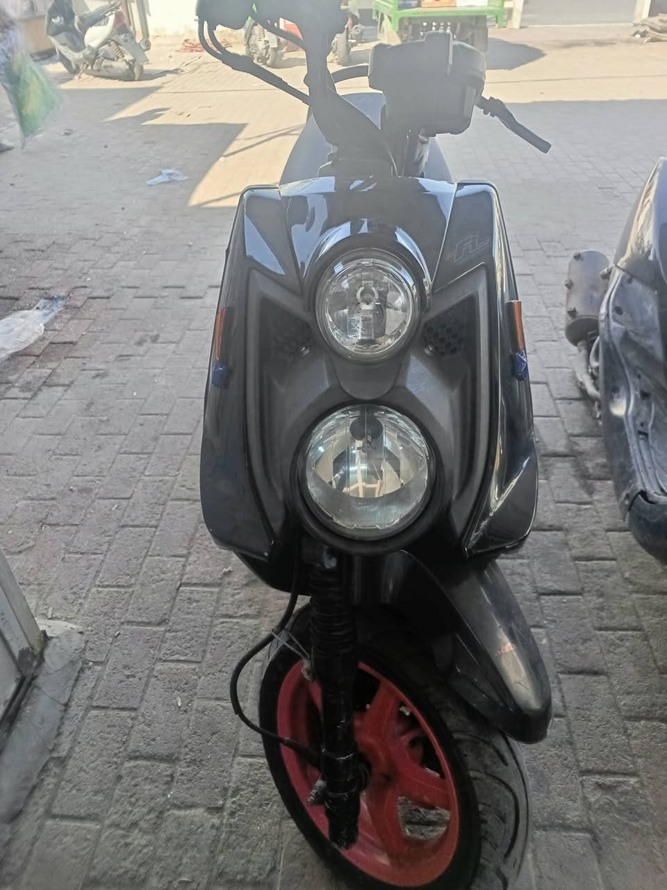 السلام عليكم سكنس جبلي رمبة صار اربع اشهر من نزنه رمبة جيب فيتر وفحص واي فيتر يعجبك  محرك مامحطوطة اسبانة عليه السعر ٩٠٠ موبايل ‏‪***********‬‏
