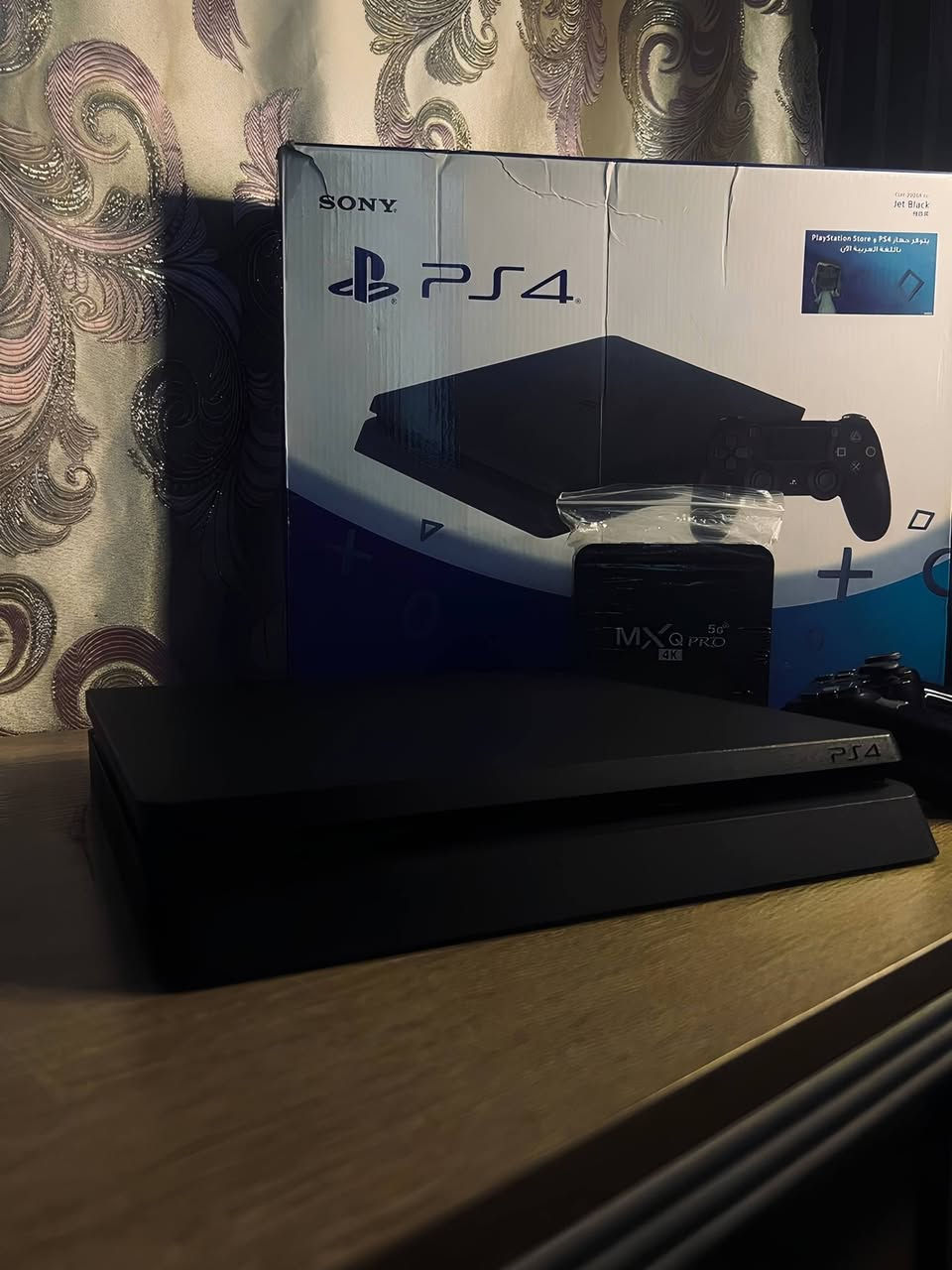 بلي4 اصدار 11.00(مهكر ) مع قطعة التهكير وكامل الملحقات  الجهاز نضيف استعمال قليل  غير مفتوح ولا داخل صيانه ابداً  
السعر 275 العنوان بغداد مدينة الصدر 
الرقم واتساب *********** مراسله فقط
