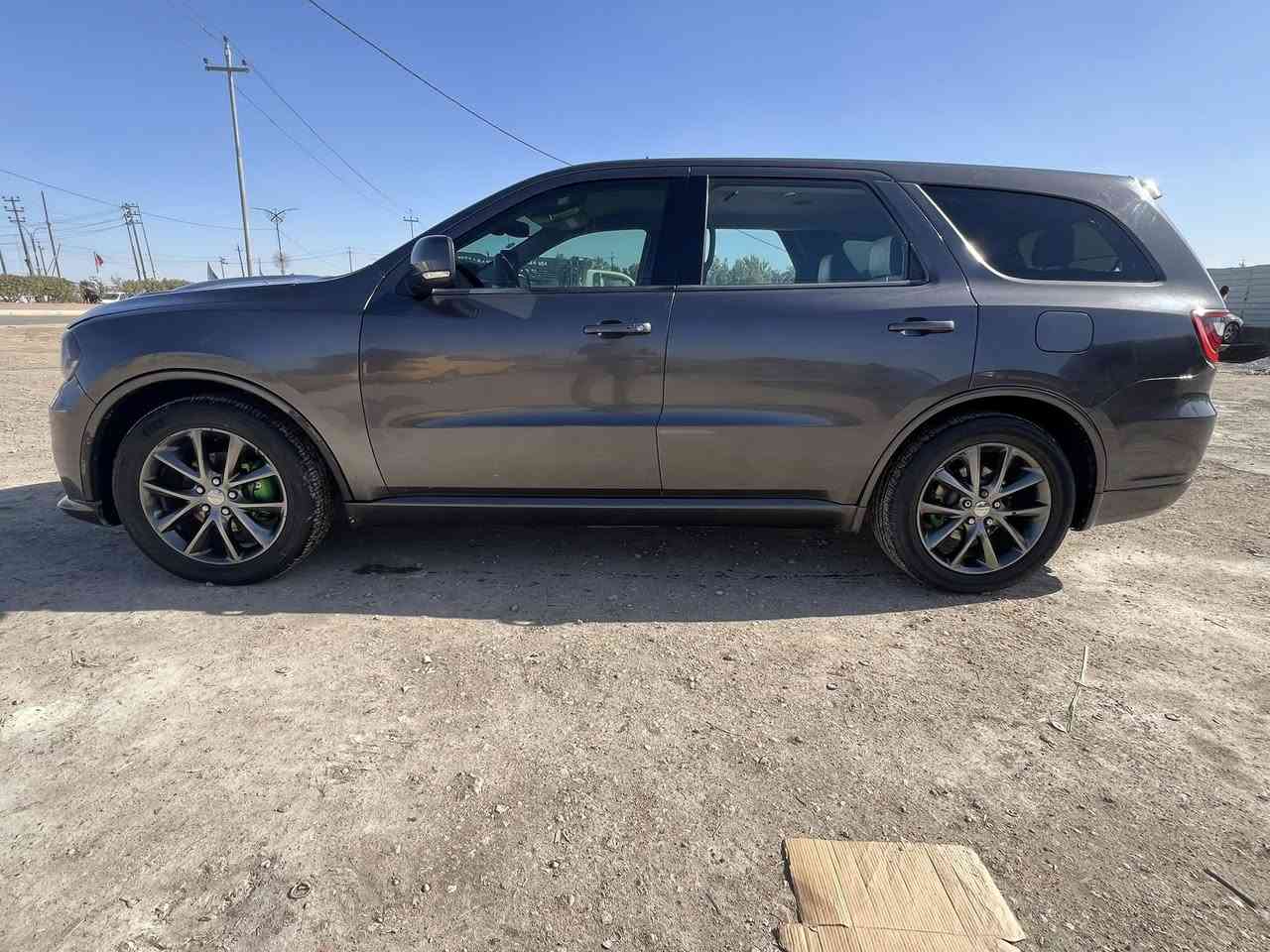 دوج دورنكو 18GTبصمه تشغيل عن بعد  بصمت أبواب كراسي كهرباء مري قلاب شفتات بلستيرن مانع صتدام 
محرك 6كير 8سياره فول عده الفتحه والرادار عوزه ترتيبات شويه سعر 185وبيهامجال رقم بغداد مكان الرميثه ***********
