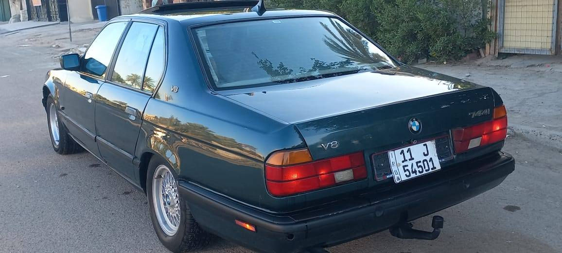 بي ام 744 موديل 93 رقم بغداد وهزه جديده اضافه الى شاشه وكامره هوك بلاد لون زيتوني باسمي مكانه بغداد استفسار ***********
