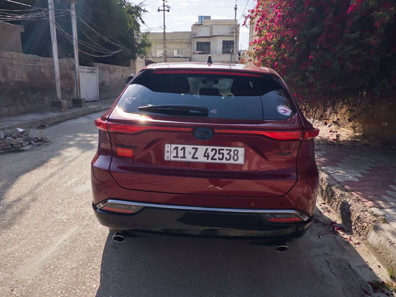 السلام عليكم 
فينزا للبيع 2023 XLE
هايبرد +بانزين 
فول لاخير 1/1 
حادث جاملغ وبنيد مصلحات نفسهن بدون ايربالك السياره  وصور الضرر موجوده 
ماشيه35ميل 
رقم بغداد الجديد
مكان ديالى بعقوبه 
السعر 245وبيها مجال 
***********
