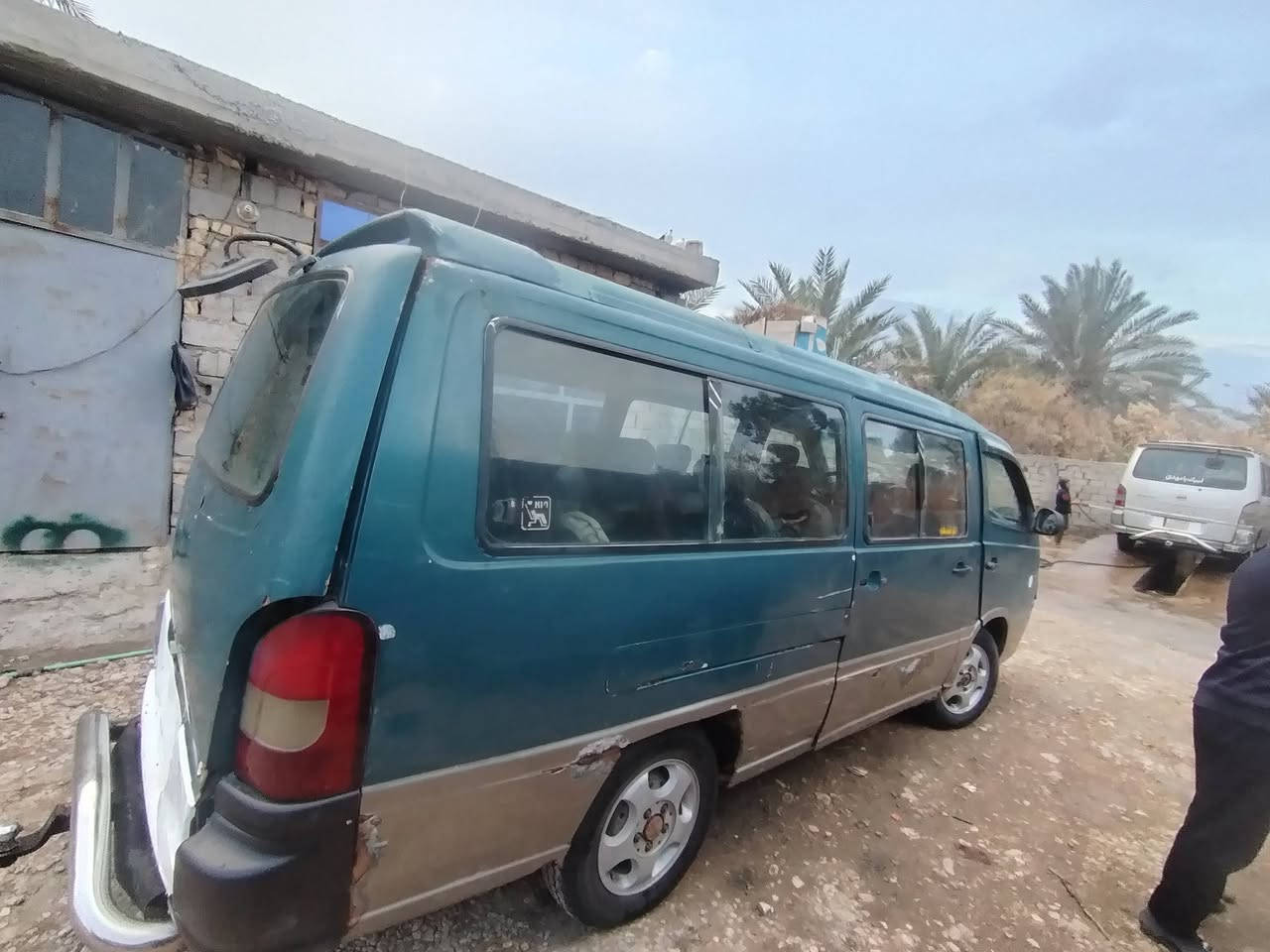 سلام عليكم ستانه 13 للبيع موديل 96 مكينه بيه خيط بخار كير جديد تخم تايره مصفر هيئه وغرامات سنويه ساقطه ٢٠١٩ مكان طويرج خاص ما مفتوح مو شراي لايتصل
سعر ٥٠ بيه مجال قليل
***********
***********
