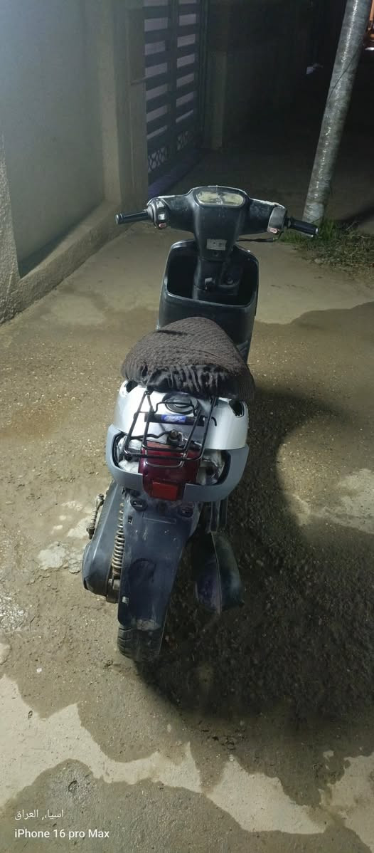 سلام عليكم دراجة بطة كاملة محرك كفالة تشتغل نكرة ناقصها بس كهربائيات ب200 وبيها مجال للتواصل معنا واتساب ***********
