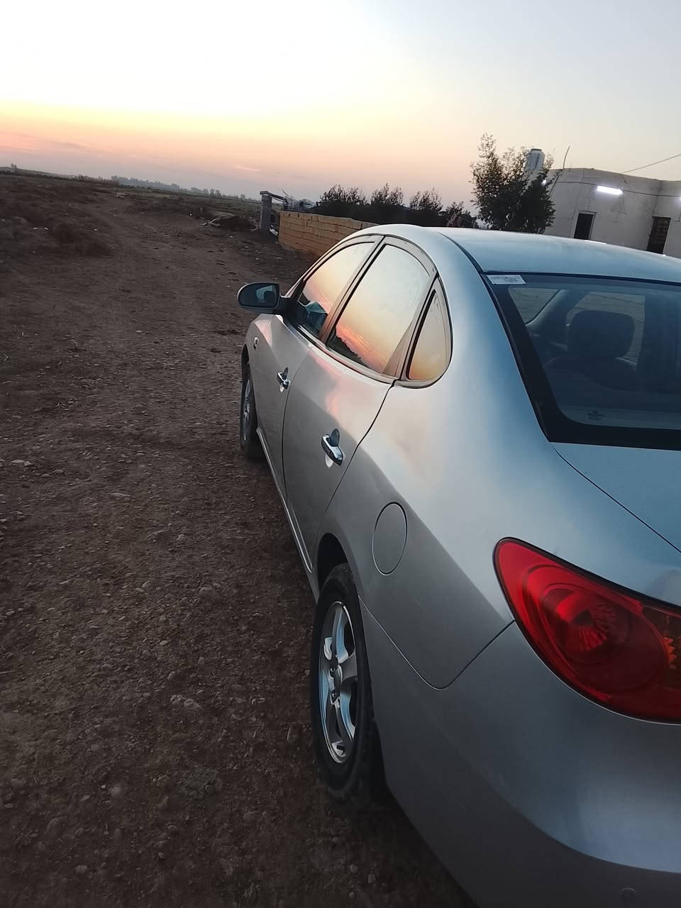 افانتي موديل 2008بيها قطعه صبغ سياره جديده معنه الكلمه السعر 85 وبيها مجال ***********
