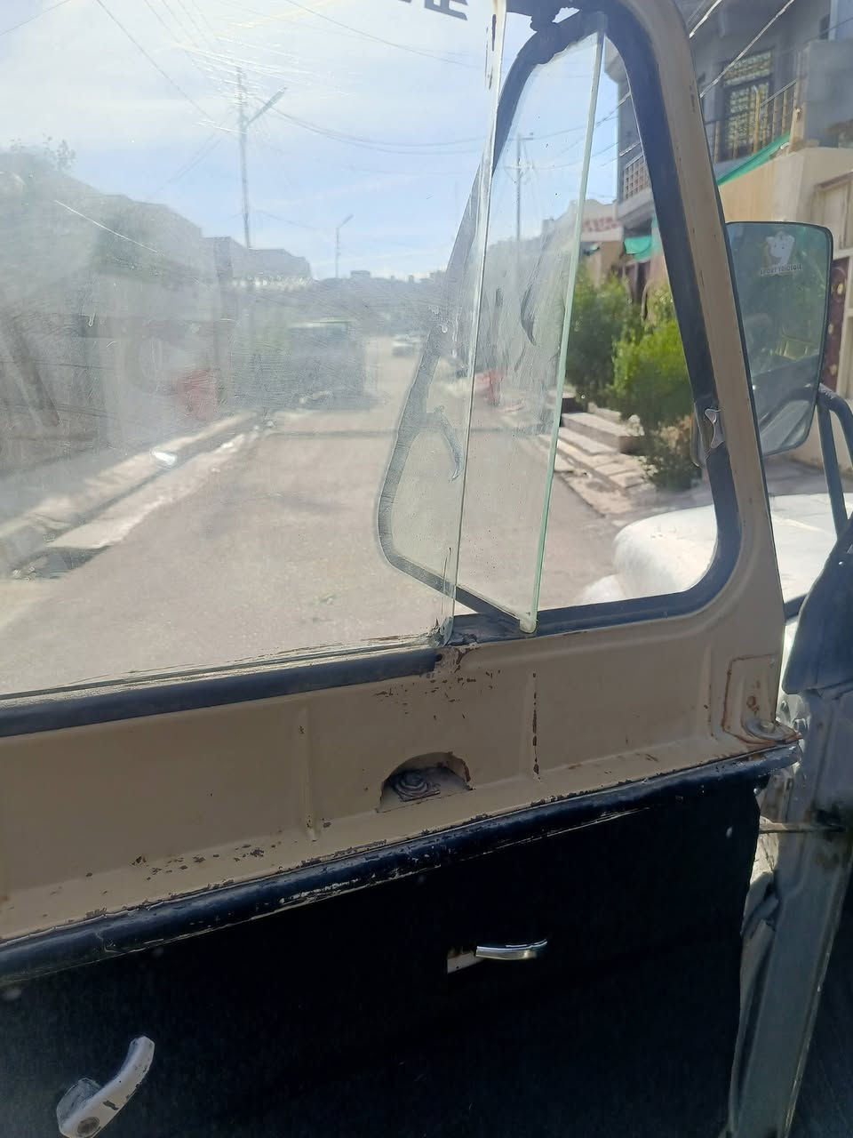 واز 2000 البيع مكاني ديالى جلولاء تحوير كامل  هاذا  رقم موبايل  ***********
