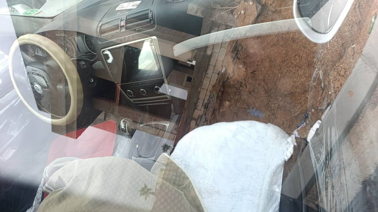 سلاو رێز فەرۆشتنی خێرا سەکۆدە ئۆکتا فیا ٢٠١٣
گێر حادی مەکینە ٢٠چیتەی لەسرە ٢٠١٩ 
چوار تاوەیلی لۆکیم بۆ بەستوە بێ تەقو رەق 
سەنوی هتا ٢٠٣٠نوێیە سەیارەک حام بۆیەخە بێ وەرگەران وە بێ محچون تەنها چەمپێکی خەفیفی پێشی هیە باقی بەشرت سەحری ٥٣ وەرەقە ***********وەتس ئاپ کۆرەک لەگ رێزم بۆ ئادمین أربيل, العراق
