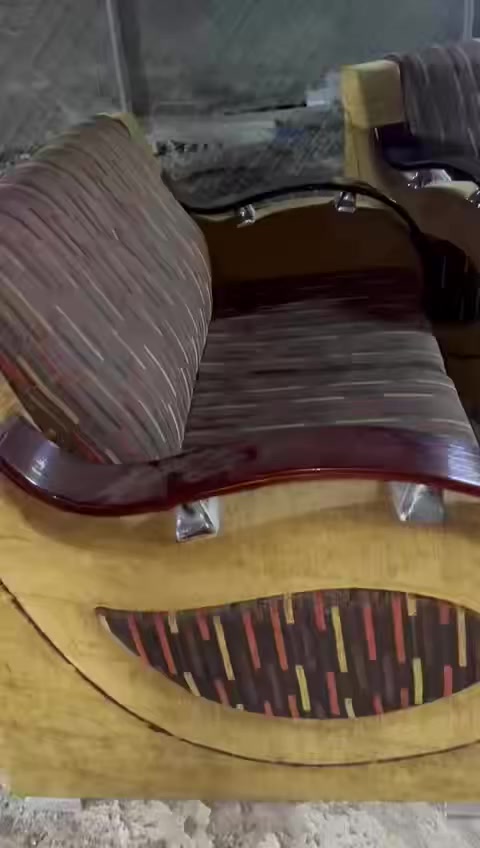 للبيع تخم 10 مقاعد للاستفسار ع
‭***********‬
