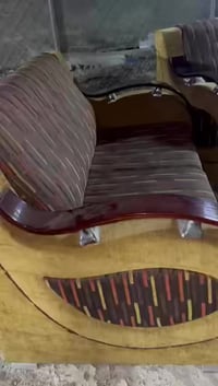 للبيع تخم 10 مقاعد للاستفسار ع ‭07704285930‬