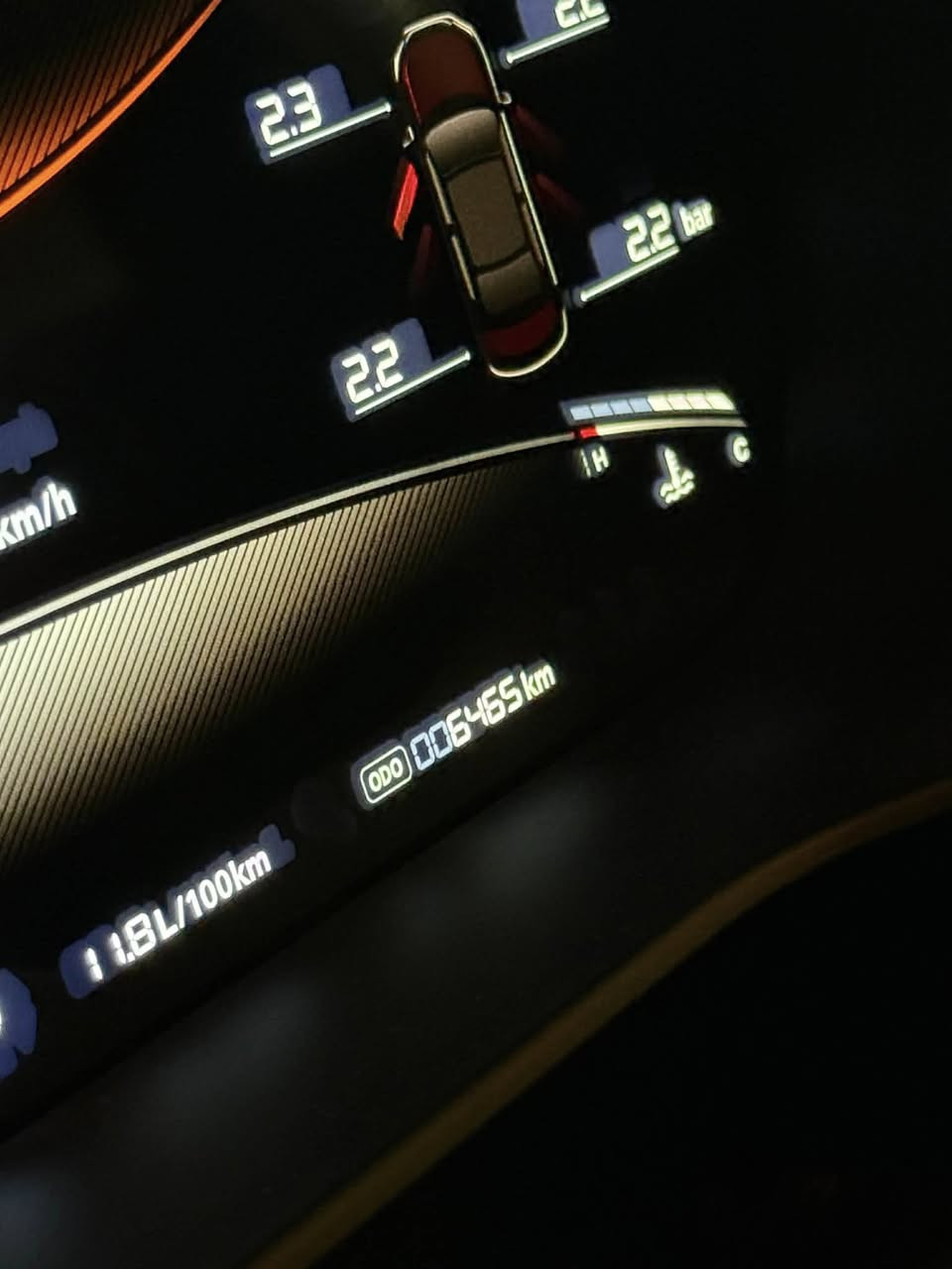 MG GT 2025
شاشە ئەکتیڤ  ٦٠٠٠ کم ڕۆشتوە  

کامل جوانکاری 

گاعی KQD

لەحیەی داعمی پێشەوە 

باڵێ سەرسنوق

بۆیاخ ئەستورە 

نیو دۆسەی لای سەکنی بۆیاخە 

باقی هەمووی بەشەرت 

***********

***********
