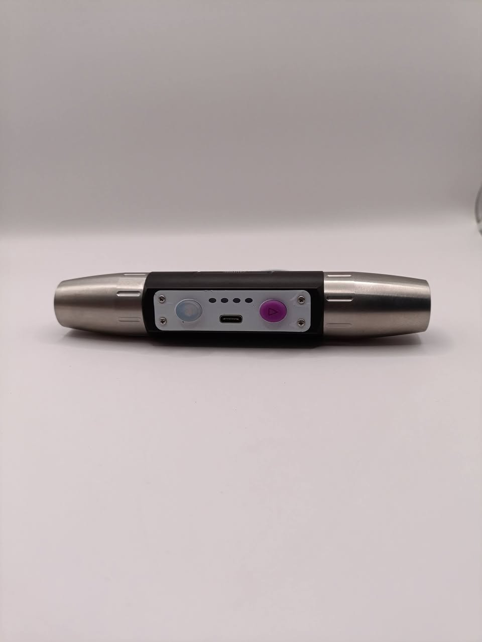 السلام عليكم 
اخوان جهاز فاحص احجار الي يفيده يدخلي خاص ويدلل عندي منه 3 قطع


**إذا كنت صاحب هذا الإعلان وتريد حذفه لأي سبب، رجاءا أرسل رسالة إلى الدعم الفني**