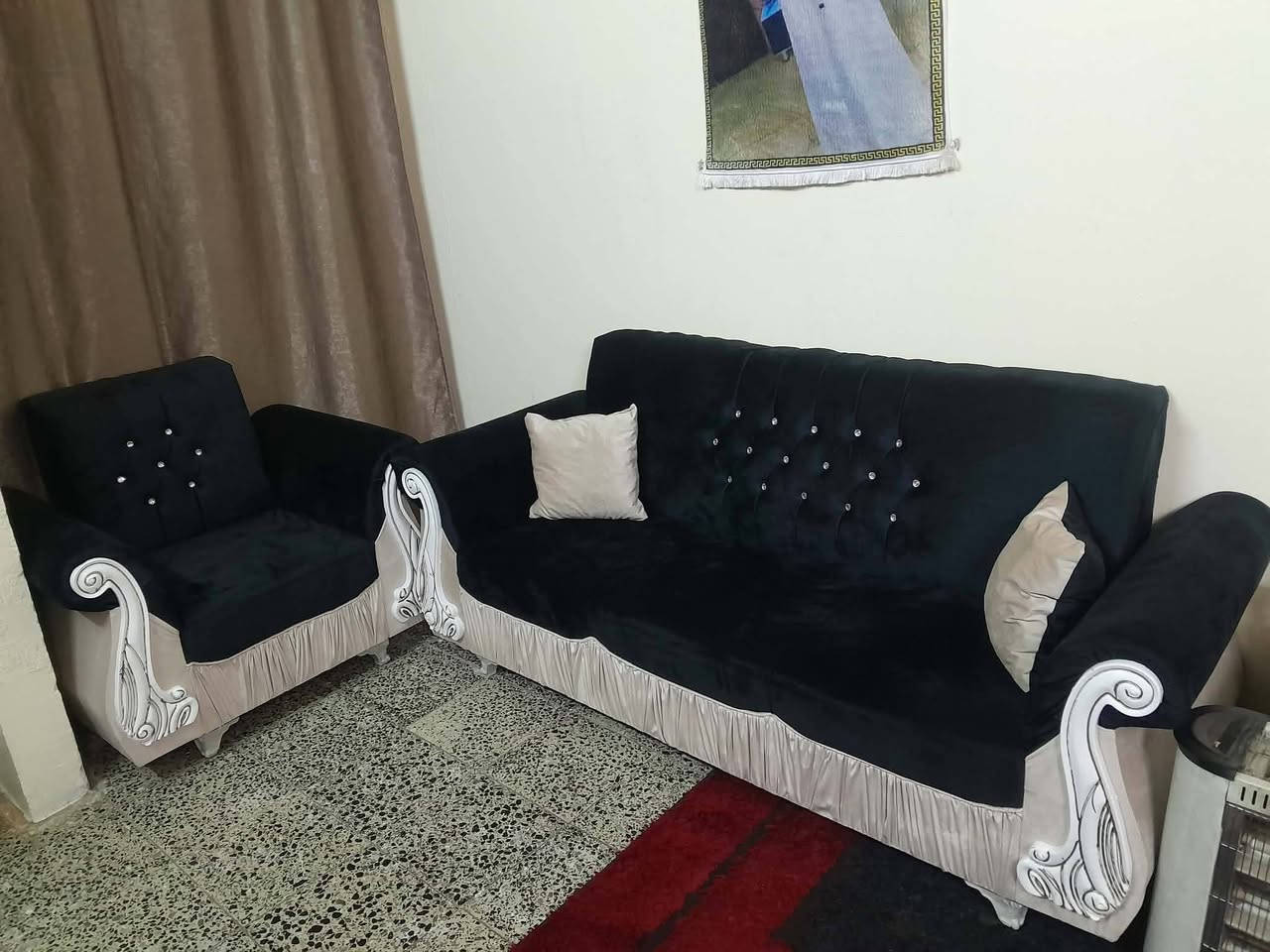 تخم 10 مقاعد نضيف جدا سعره 250 شاري يتصل ***********
