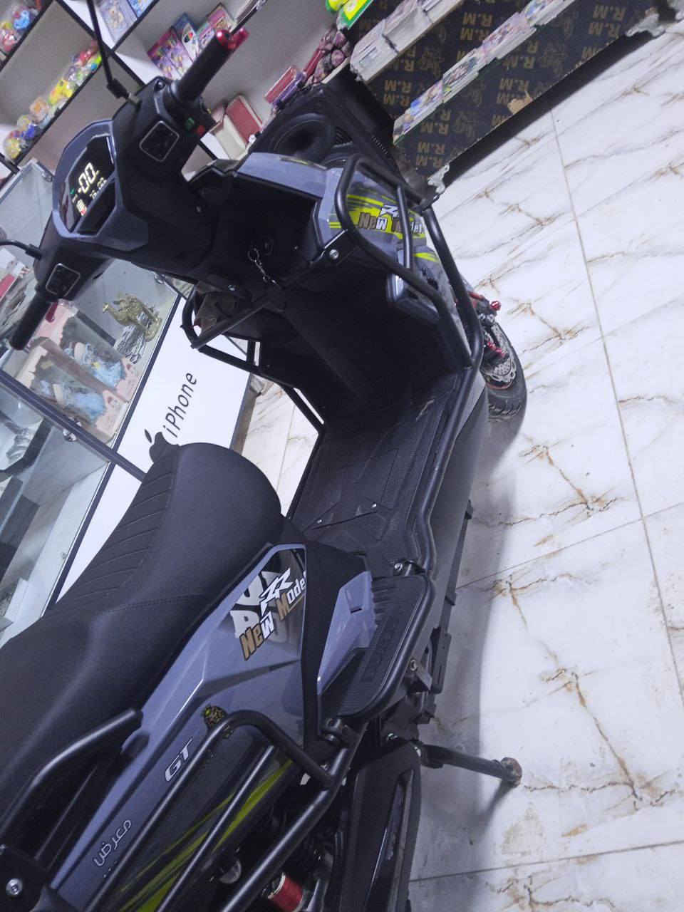 دراجة شحن GT مدرعه كامل
سرعتها 120 مقفوله 70 ملف الفين
دراجة شخط واحد مابيها 
سعرها مليون وميه وخمسين 
للستفسار ***********
