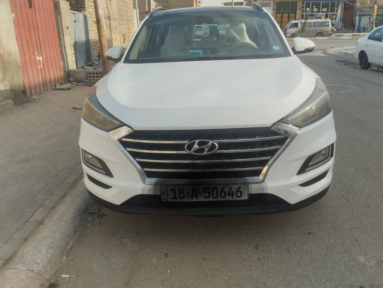 توسان 19 امريكي حادثها جاملغ وبنيد بدون دواخل فول موصفات رقمها بابل مكاني كربلاء سعرها 165 وبيها مجال التواصل ***********
