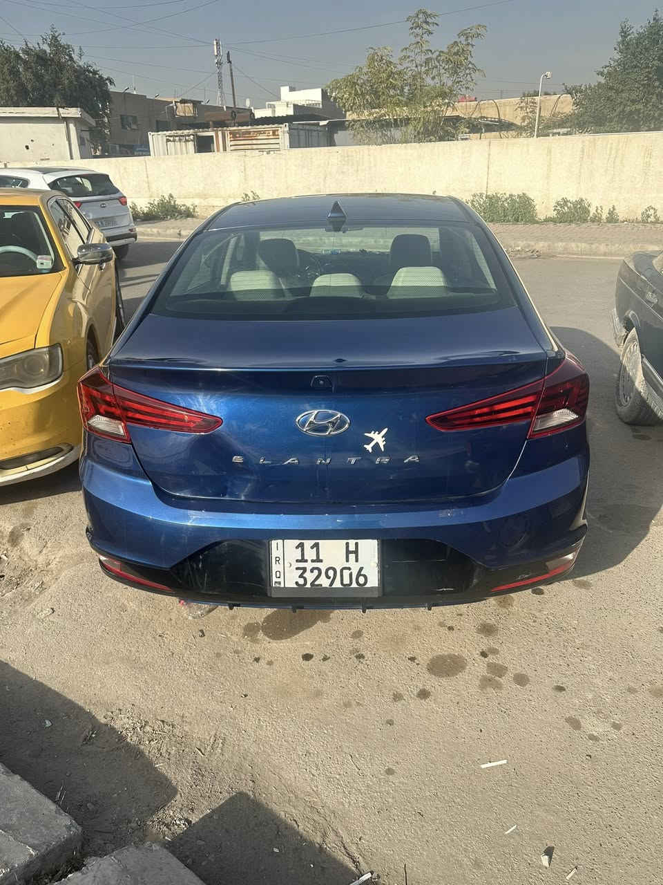 يالله
النترا وارد امريكي موديل ٢٠١٩ حادثها بنيد فقط 
وبيها طخات بسيطه موظحه بالفيديو والشرح كامل
السياره كير محرك خير من الله ومال موظف مو مال تكسي او شي ثاني يشهد الله ، ماشيه ٧٢ الف حقيقي
غرفتها نظيفه ومدوشمه ، تعال جيكها اذا عجبتك، فاتح سعرها ب١٣٥ ورقة التعجبه يدلل وكل الهلا.


**إذا كنت صاحب هذا الإعلان وتريد حذفه لأي سبب، رجاءا أرسل رسالة إلى الدعم الفني**