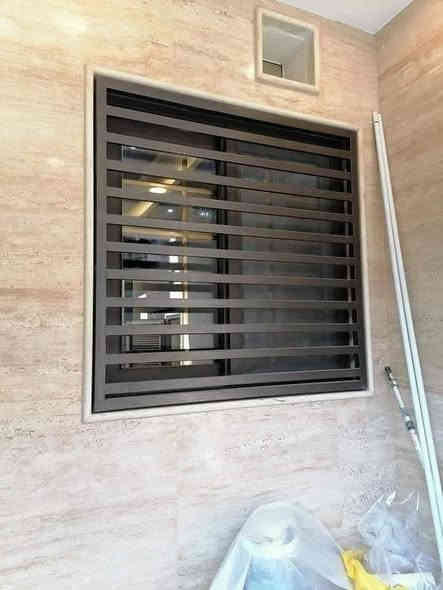 سلام  عليكم  اني  حداد  اشتغل  السقائف  والابواب   الحديد  والسندويج 
وسقائف  كي  سبان  
غرف  سندويج  سقائف   عاديه  كيربي 
المكان  حله  شارع  ٦٠مقابل  كنتاكي  هاوس 
 ***********
