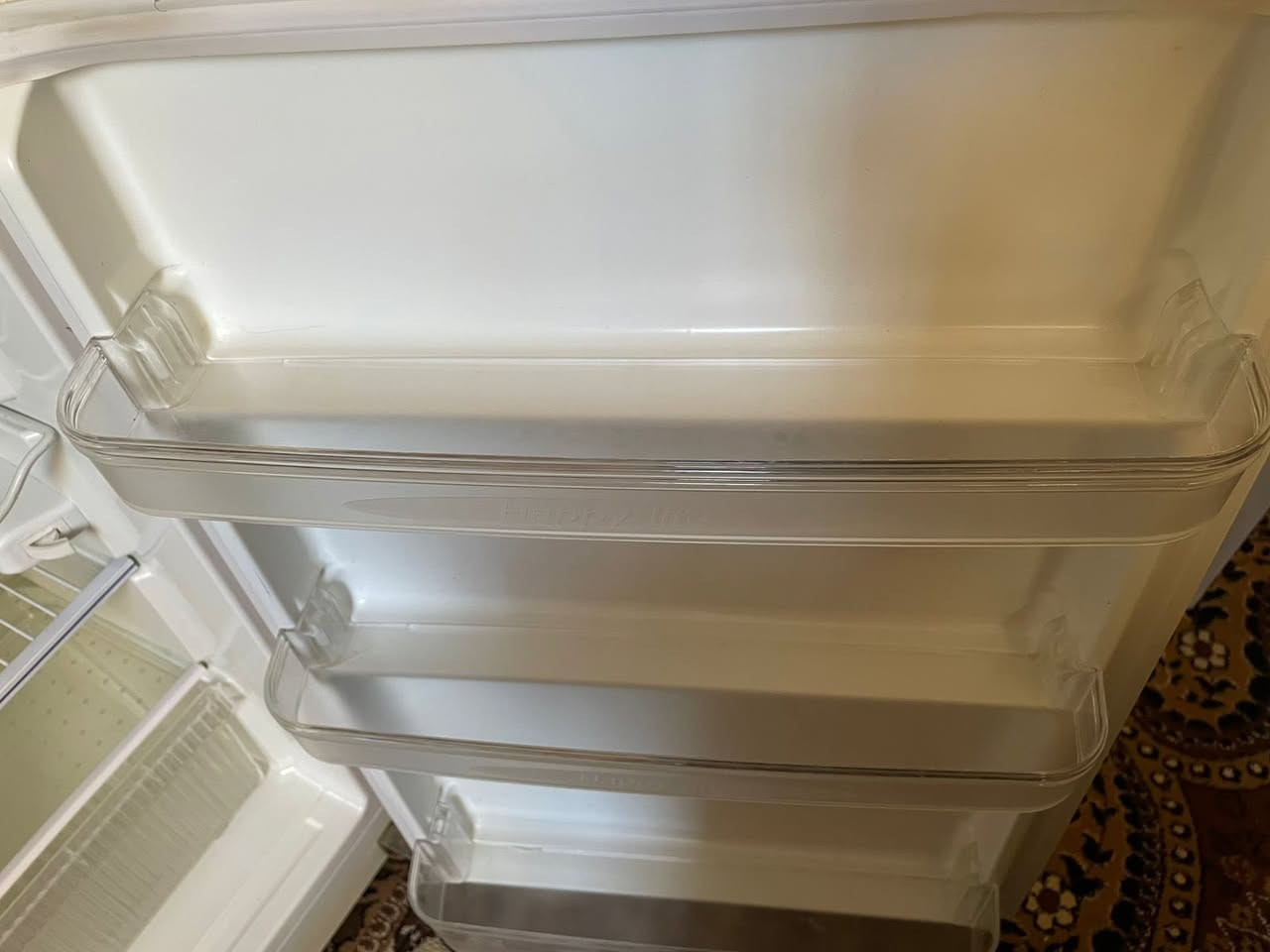 ثلاجة ماركة ميراكوا اخت الجديده برغي ممفتوح بيها


**إذا كنت صاحب هذا الإعلان وتريد حذفه لأي سبب، رجاءا أرسل رسالة إلى الدعم الفني**