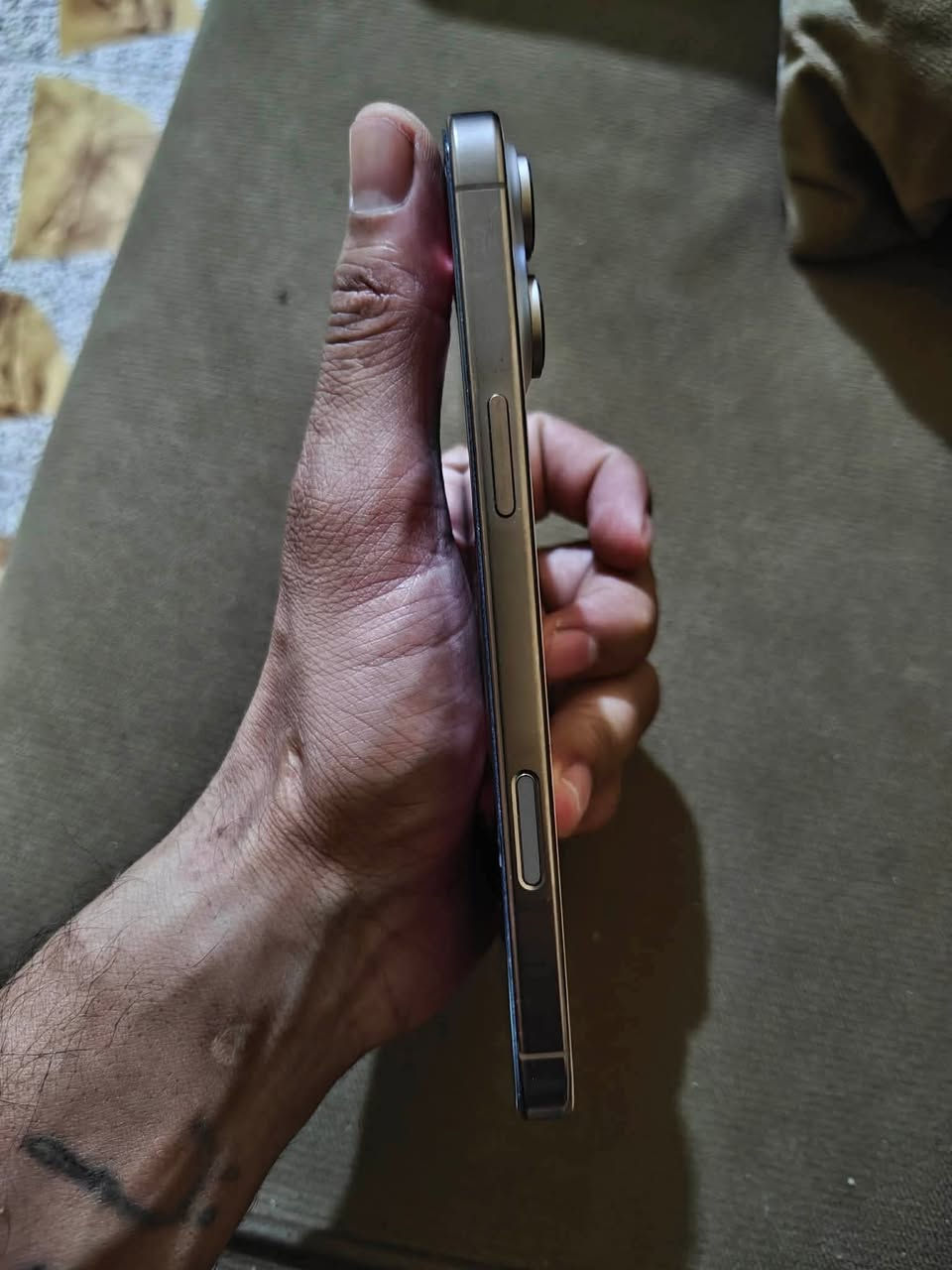 لسلام عليكم لبيع ايفون 16 برو ماكس 
بطاريه 90ً. دبل خط ذكرته 256 
مبدل كامره بي كرتون وكيبل سعره خاص


**إذا كنت صاحب هذا الإعلان وتريد حذفه لأي سبب، رجاءا أرسل رسالة إلى الدعم الفني**