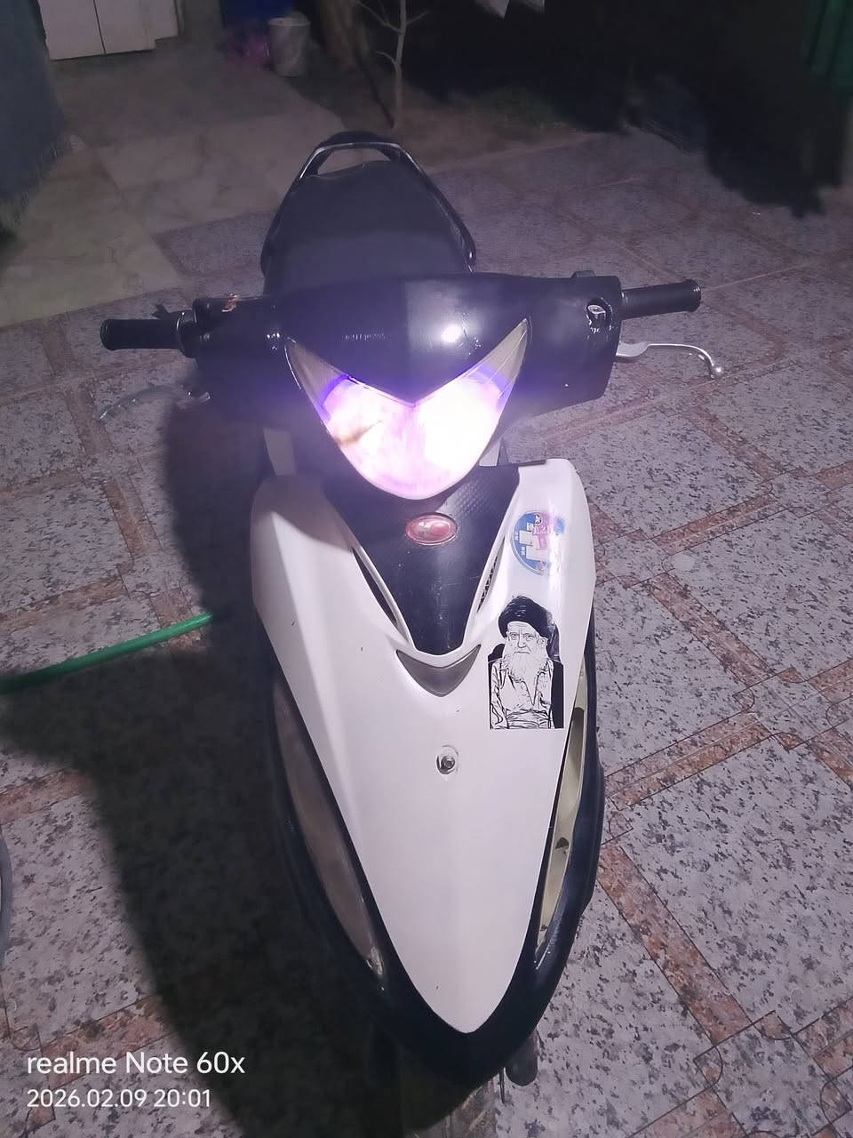 السلام عليكم دراجه كامكو G4 للبيع
دراجه ناعمه وحلوه وسريعه شغاله نكره سلف بأي وقت لايت عالي ناصي هوره والباقيات شغالات عوزهن بس ربط يعني ترتبها شويه ترجع بلاد صالنصه رياضي FM اف ام (ما مفتوحه بس ولفات) السعر ﴿310 ﴾راسلني خااص موجود


**إذا كنت صاحب هذا الإعلان وتريد حذفه لأي سبب، رجاءا أرسل رسالة إلى الدعم الفني**