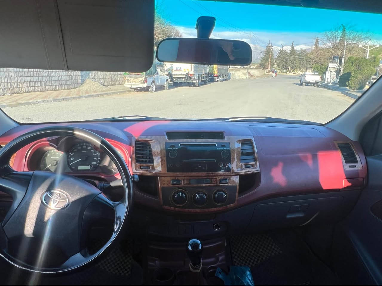 تۆیۆتا هایلۆكس 2015 سعودی ئەسڵ  بتڵ نمونە لە جوانی بێ لێدراو بێ ناوگرتن تەنها ١ پارچەی بۆیاخە تەنها بۆنیت  سەنەوی پلاستیك بەشەرتی ئەولیات گێرو مەكینە بەشەرت تندوتۆڵی بەشەرت ژم:***********          TB تكایە ئەگەر موشتەری نیت سەرمان مەهێشێنە السليمانية, العراق
