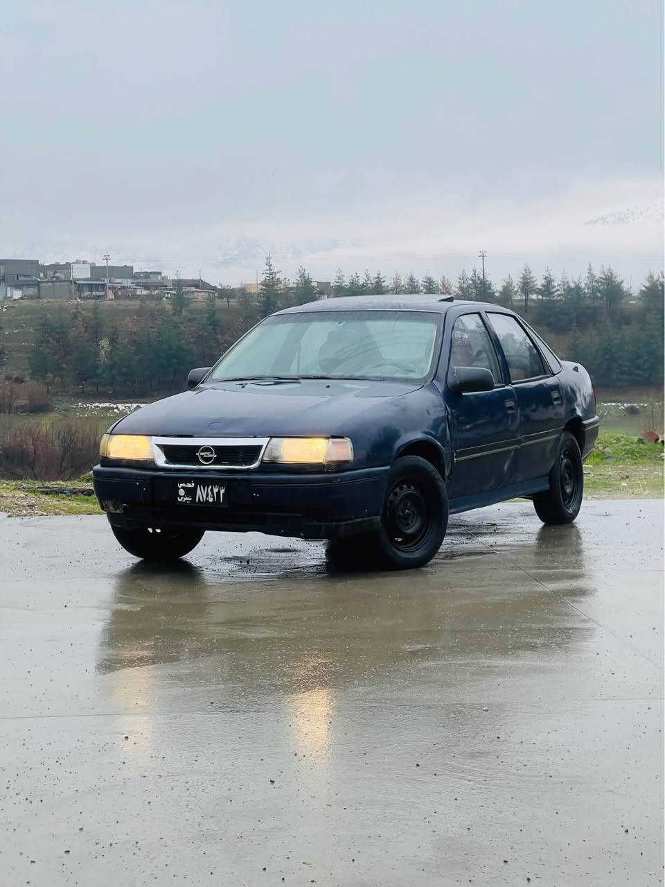 بەلاش بەلاش ماشەئلڵە مەکینە ١٨ی دژە فیتەر
***********
سڵاوی خوای گەوروتان لێ بێت بۆ ئەمجارەیان ماشەئلڵە چیم بۆتان هێناوە ماڵی فەقیر 
ئۆپڵ ڤیکترای سندوق ساخ موس و بڕاوەی بە شەرتە  مەکینە ١٨ی مەڕخوبی دژەفیتەر دەنگ و دوکەڵ بوخاری بە شەرت مۆدیل ٩٢ ی سڵایتە سەیارەکە بۆیاخی زۆر کەم هەیە دەرەجە یەک تەنجیلی لەسەرە گەرمی فڵچە لایت هەتا گێچی بەنزینیشی مەزبوت ئیش دەکات کارەبایاتی هەموی مەزبوتە دەحامی بۆ دەحامی بەشەرت و بە زەمان دەیفرۆشم
پاش و پێشی کامل توند کراوەتەوە لێخوڕینی زۆر خۆشە و بە هەڵمەتە بەنزینی زۆر کەم دەخوات سحرەکەی زۆر هەرزانە پارەی ماتۆڕێ
تەنها و تەنها ١٢ قوفڵی
ناونیشان قەلادزێ
*********** بشدار, السليمانية
