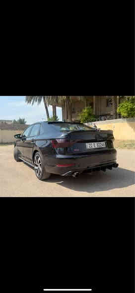 سلام عليكم 
جيتا GLI 2021
محرك 2000تيربو

مواصفات رادارات 360 
كامره امامي خلفي 
اناره لد داخلي 10الوان 
تدفئه كشن 
شاشه كار بلي كبيره 
كروس سرعه 
تحديد مسار 
شفتات ستيرن 
4وضعيات قياده 
قبضه كير كاربون فايبر لد
ستيرن حرف D السبورت 
عدسه زينون LED
السياره ماشيه 50KM مماشيه السياره 
نانو سيراميك 
فوهات كاربون احمر اصليات 

وبعد بيها هواي مواصفات 

السيارات SPORT مزودها STAGE2

عليها برمجه داون بايب +اكس بايب
وعليها دبات HT POWER ريموت 
وعليها برمجه هوائيات +شوته KN وعطاس تيربو نوع forge يعني السياره بيها نغمه كلش حلوه 
وعليها برمجه سيفتي ميه بالميه اونلاين  

ومزودين عدد احصنتها بيها انطلاقيه وشلعه من سرعه 140 يعني ماشاءالله هيه تسولف 

حادث السياره خلفي وبيها اماكن قطع صبغ بدون دواخل تقريبا ست قطع ابيعها لا تتعبني ولا اتعبك 
سعر السياره : 149$ وبيها مجال 
رقم الهاتف : *********** Colombo
