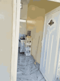 بيت للبيع في حي الجمعيه الثانيه (المربع الذهبي) مساحه الارض 250طابو ملك صرف مساحه البناء 200م  يتكون ربعه 7*4/مع صاله 11*4/
مطبخ داخلي 5*4/مع مطبخ خارجي 4*3/
مع 4غرف نوم ثنين جوه ثنين فوك مع مجمع صحيات فوك وجوه البيت كامل مكمل بناء حديث للستفسار الاتصال ع الرقم لا تكتبلي كم السعر مكلف بالنشر اتصل وتدلل  ***********
المكان قضاء العلم
