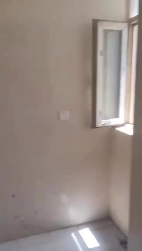 * مستعجل بسبب ظرف
شقه للبيع  ٨٠ متر 

الشقه جديده واصل منها 21 مليون 
السعر 38 مليون

بداية بوابة الدخول للمجمع
عمارة d19 شقة 37 ط 9 العمارات الجديدة
شرط ان يكون موظف 
للاتصال ***********
