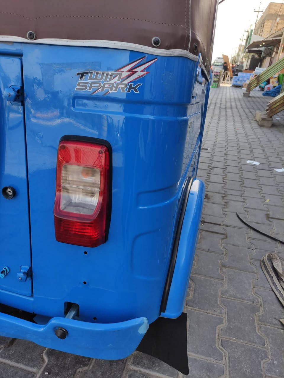 السلام عليكم تكتك للبيع موديل 23 طالعه بل 24كفاله عامه من كلشي تكتك زيرو علوضع شركة بيه تكحيلة بلغد فقط رقم كربلاء تحويل مباشر

 مكاني كربلاء ..***********. ....***********
