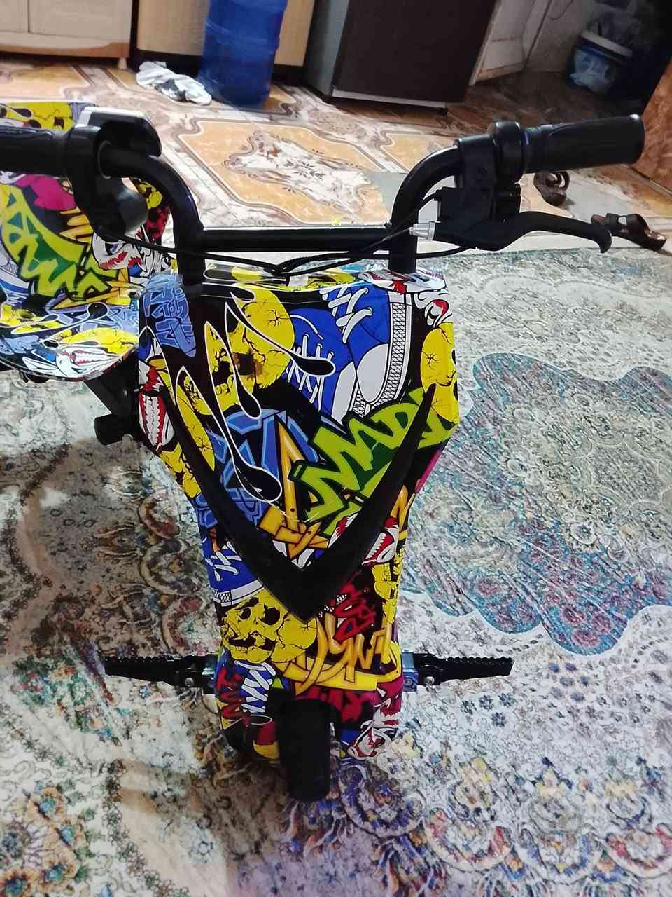 سكوتر شحن جديد بعده كولش نظيف يتحمل وزن الى ١٠٠


**إذا كنت صاحب هذا الإعلان وتريد حذفه لأي سبب، رجاءا أرسل رسالة إلى الدعم الفني**