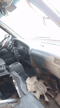 سلام عليكم ابريجو للبيع عليه مكينه وكير واكسل ما منغولي السعر 23وبيه مجال مكاني بصره ابو الخصيب ***********
