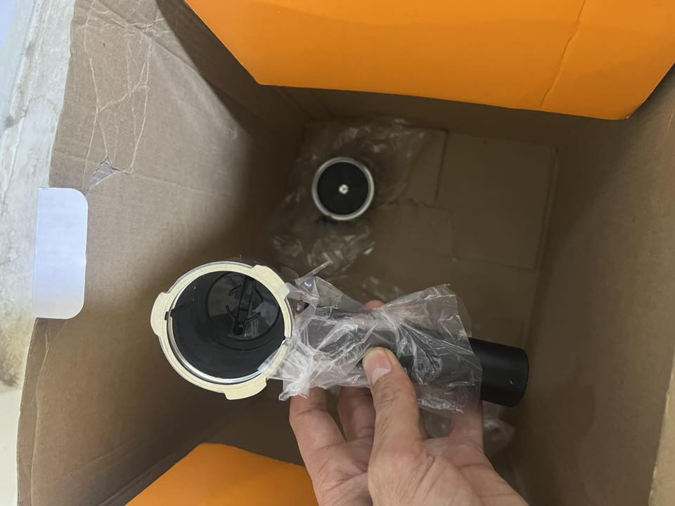 🔥 للبيع ماكينة إسبرسو Sboly شبه جديدة – استعمال أيام فقط 🔥

الجهاز نظيف جداً وكأنه جديد، استخدام خفيف كم يوم فقط

✅ ضغط قوي 20 بار
✅ تبخير حليب للكابتشينو واللاتيه
✅ خزان ماء كبير 1.5 لتر
✅ تشتغل على قهوة مطحونة وكبسولات
✅ كلشي شغال 100% بدون عيوب

📍المكان: كركوك
💰السعر: ٩٠,٠٠٠  الف دينار فقط

الجاد يراسل 📩***********
