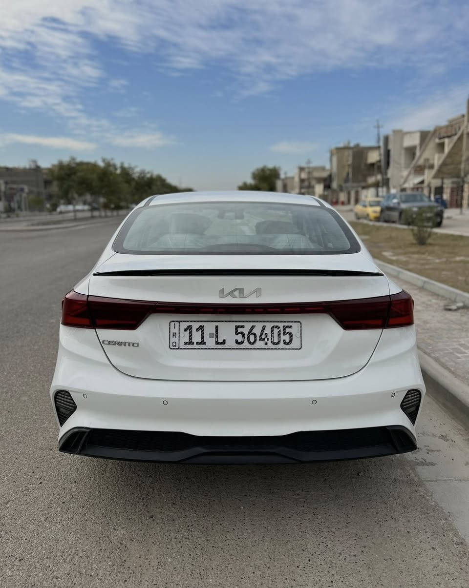 السلام عليكم سيراتو ٢٠٢٤ خليجيه مكفوله كفاله عامه من الشخط والرصعه مكينه ٢٠٠٠ شادلها ويل كب وتخم تاير مال وكاله وبيها سبايدر اصلي وكاله خليجيه شركه الدوليه ماشيه ٣٩ الف حساسات خلفيه اصليه  
السعر ١٨٣ ورقه وبيها مجال اتصل وتدلل ***********
