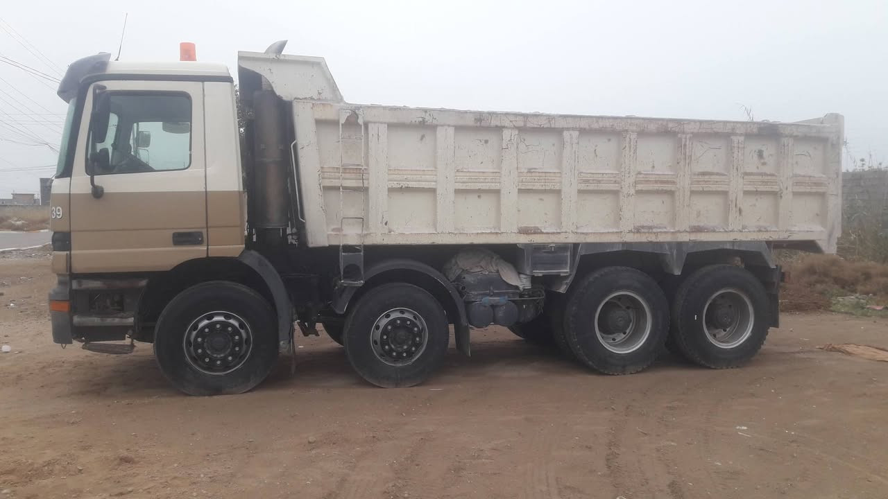 اللبيع اكتروز بلاادي عكرب كير ٢١٠ مكينه دمعه مجموعه نص قيطان ٤فحله    ***********
