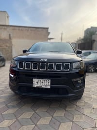 جيب كومباس  ٢٠١٨ حادث جاملغ عكس السايق ماشيه ٧٣ الف ميل رقم بغداد  الس...