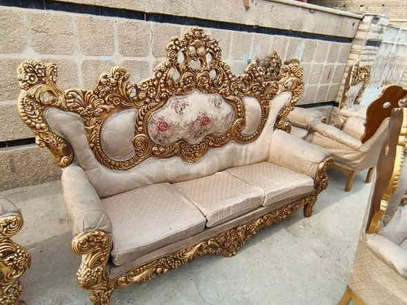 ,تخم زان ثقيل عشر مقاعد 
السعر 500 الف 
النقل ضمن السعر 
الدوره الميكانيك 
***********.... واتساب
