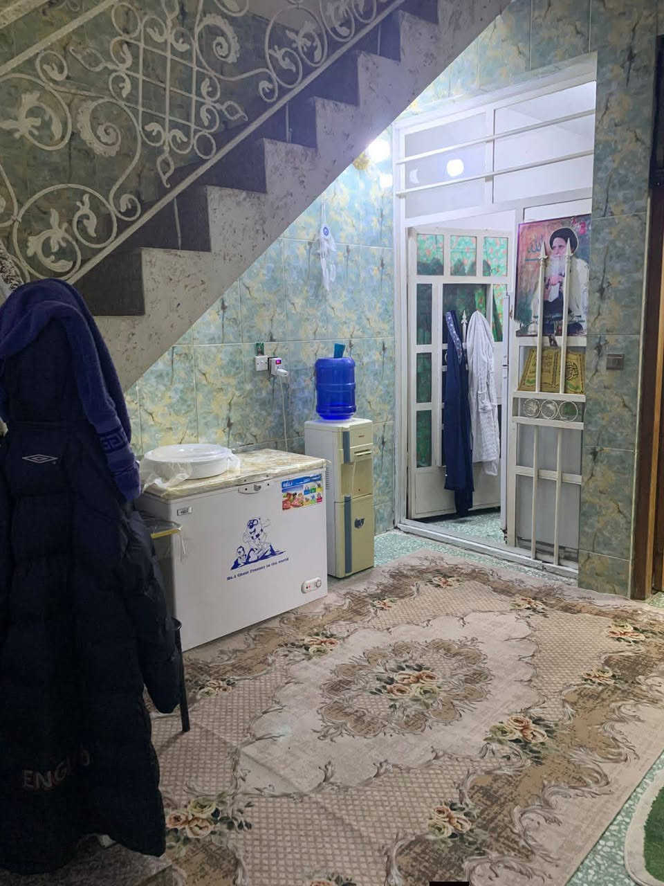 السلام عليكم بيت طابو صرف المساحه ٩٠ واجهة ٦ونص شارع عدن الموقع الذهبي قريب سوك الصبح وسوك شلال السعر 190وبي مجال للتواصل ***********
