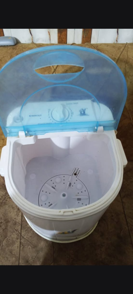 السلام عليكم
غساله اطفال للبيع مستخدمه قليل جداً غسل وتجفيف سعرها ٢٥ لتواصل خاص


**إذا كنت صاحب هذا الإعلان وتريد حذفه لأي سبب، رجاءا أرسل رسالة إلى الدعم الفني**