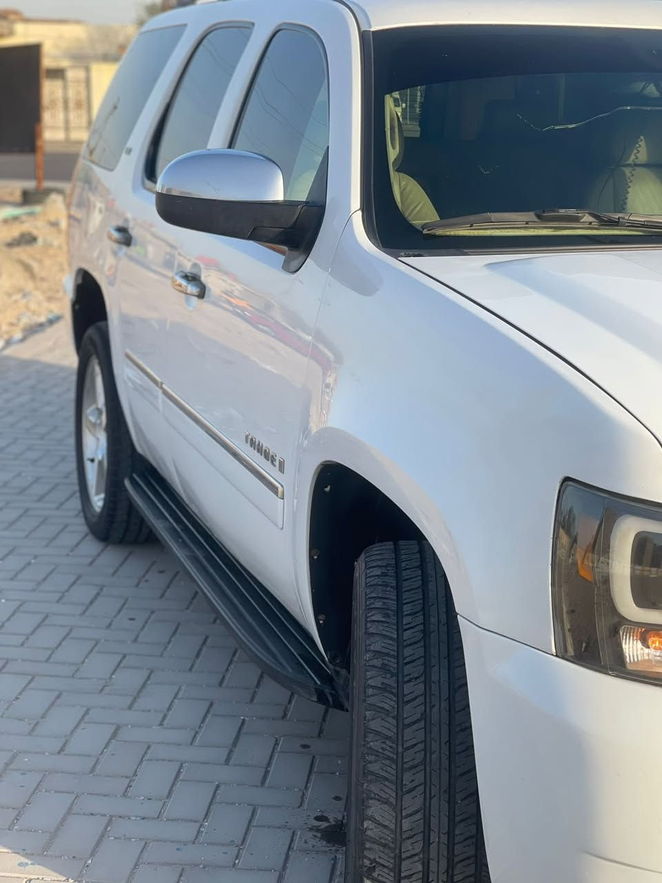 سلام عليكم 
تاهو ادوات 
سياره LTZ فول للاخير خليجيه 
كفاله كص وضربه وتبديل بيها فقط صبغ حزام بدون اي ضربه او تبديل 
سياره جاهزه مكينه كير حداده تبريد تايرات كله جاهز 
سياره بانزين وغاز 
السعر 95
للاستفسار ***********
