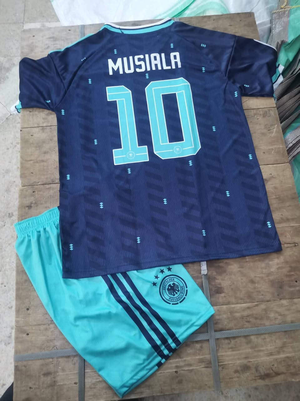 مصنع #ريڤيرا للملابس الرياضيه
متاح المانيا الكحلي و المانيا الأبيض خامه روزيتا جاهزه علي الشحن للتواصل فون وواتس
01224385862
https://t.me/Elghrbawy_clothing_company


**إذا كنت صاحب هذا الإعلان وتريد حذفه لأي سبب، رجاءا أرسل رسالة إلى الدعم الفني**