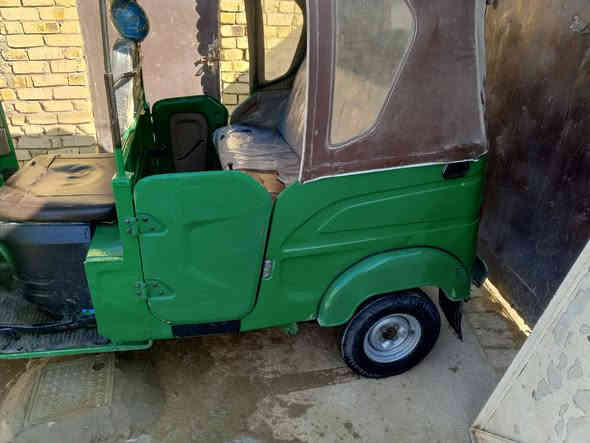 تكتك لبيع ٢٢ رقم وسنويه تحويل ثاني يوم 
مكان كوت داموك كفاله عامه مكينه مكفوله 
***********
سعره ٧٥٠٠
مكلف بل نشر
