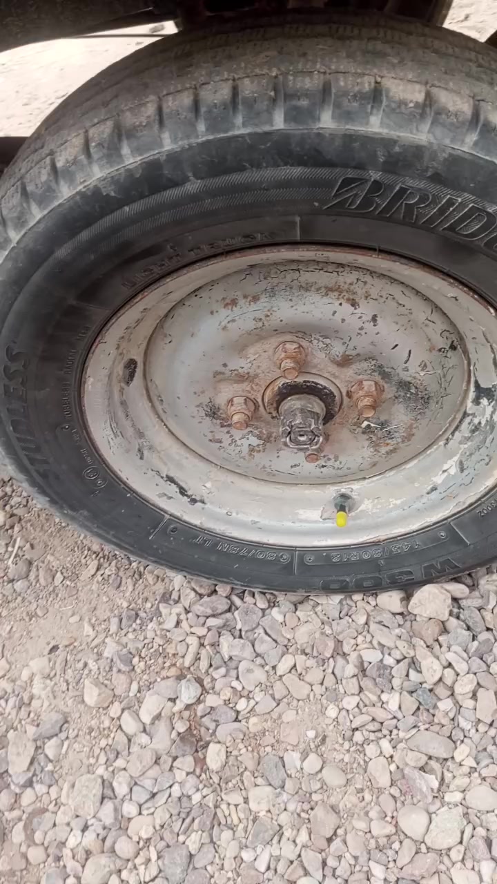 سلام عليكم شباب عندي كسن وتوايربرقي البيع مكان بصره زبير سعر 60وبي مجاللشراي ***********
