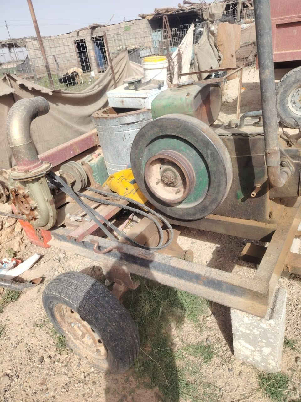 موطور هنوري 18 حصان السعر 1800 معها خنزيره 4ف4 ضغط عالي وشاصي كامل مكان رمادي ابوطيبان *********** تواصل اليفيده
