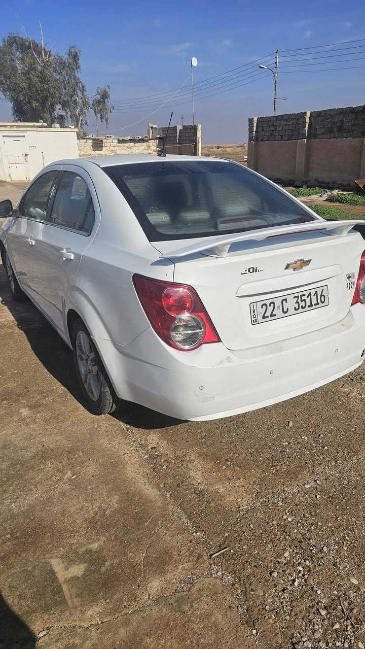 السلام عليكم
شوفر سونيك 2012 محرك 16 السيارة بحالة جيدة تخم تاير باتري ويل كب بلادي وبيها دفتر بانزين كركوك  السعر 55 وبيها مجال بسيط 
*********** اتصال
