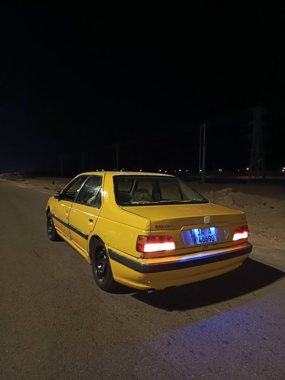 بيجو بارص مديل ١٢ راعي يريد تحويل مكينه توني مجفتهه عام بس اتبخر من القبق لا تنقص ولا أبد البولبرن مال الكير بي صوت الباغي ما بي شي بيهه دعمه بل ربع مال بانزين معمره مكينه ناعمه سعر ٢٦ رقم دولي سنويه لل ٣٠ رقمي *********** مكاني بصره أبو الخصيب تفاصيل أكثر راسلني وسهلت توني  شاد  شاشه بدي حلو ما بيهه خياس
