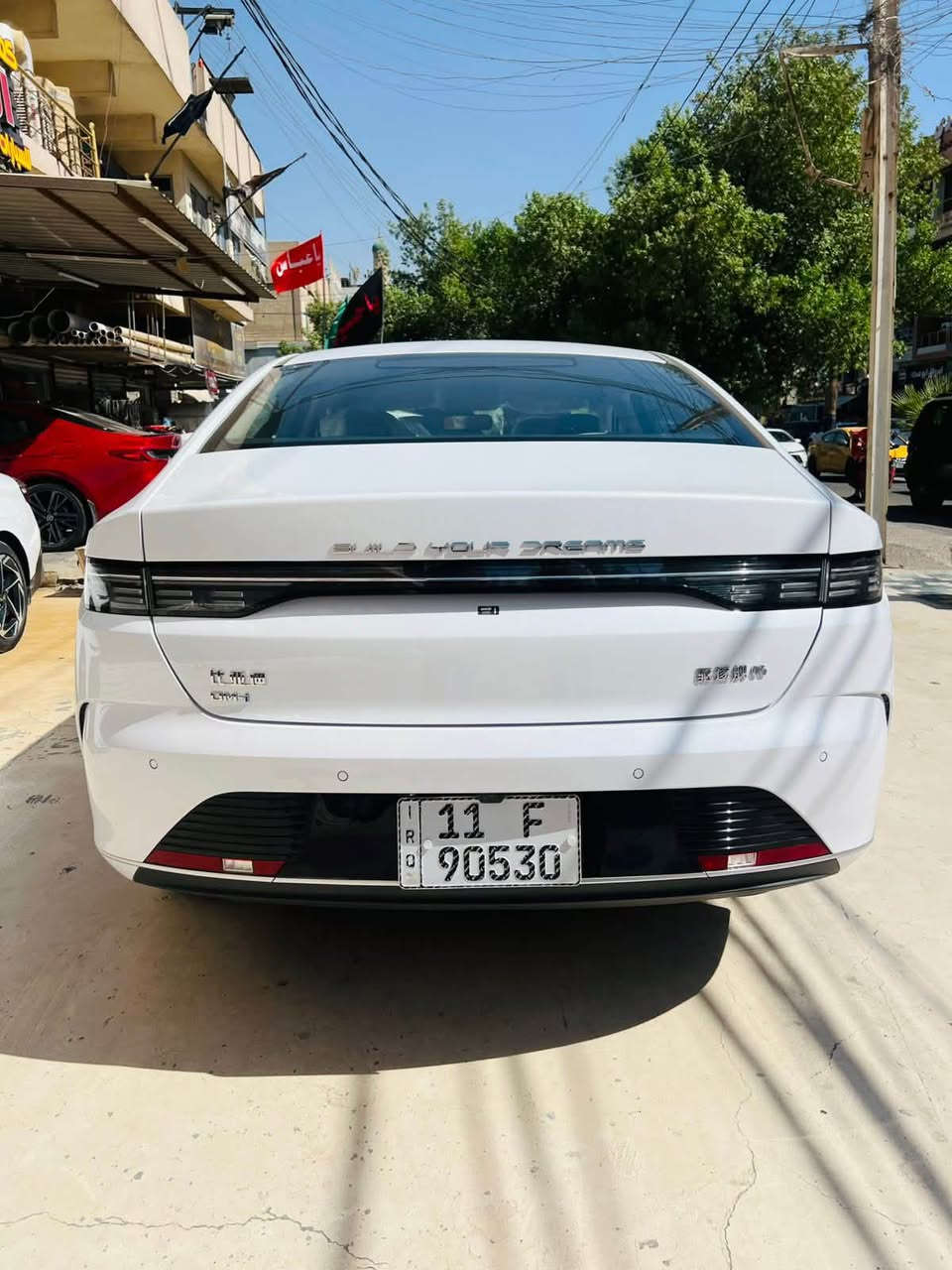 السلام عليكم ورحمه الله للبيع BYD دستروير موديل 2025 كفاله عامه لا صبغ لا بارد لا شخوط ولا رصعات تحويل مباشر مواصفات الدستروير معروفه ماشيه 9 الف الكلي اخت الزيرو مع ملحقاتها السعر 19700 وبيها مجال مكانها  بغداد السيديه للاتصال ***********
