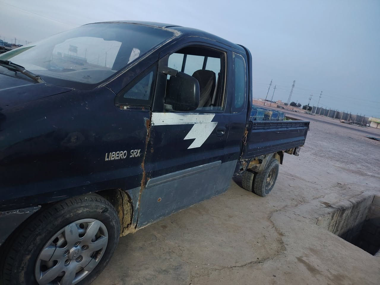 السلام عليكم ورحمة الله وبركاتة هونداي البيعه ألماني السعر ٢٧ وبيه مجال ***********
