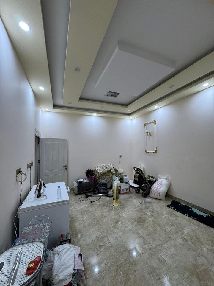 # عادل الونداوي للعقارات 
دار للبيع طابـقـيـن بناء حديث ( Zero)  موقع جدًا مميز  - على شارع 25 متر 
 
( طابو ملك صرف ) 

الدار دزاين مودرن - سقوف مغربية - نظام دكت تبريد مركزي - شبابيك ألمنيوم - نظام كاميرات مراقبة  

#العنوان كركوك  - حـي عـدن - ( مجمع الأمل ) خلف المحكمة

#المساحة 240  متر الواجهة 11،5

طابق الاول: غرف نوم عدد 2- استقبال - هول - مطبخ حار بارد - صحيات  - كراج سيارة - حديقة
الطابق الثاني : غرف نوم عدد 2 - هول - صحيات - مخزن 

لمعرفه المزيد يرجى الاتصال بالارقام

 للتواصل ***********
***********
بأمكانكم عرض عقارتكم لدينا سواء كانت #بيــع أو #إيجــار أو #أستثـمار ‏‎زبائننا الكرام بِكُم نَرتقي ونَتشرف بزيارتِكم ونَفتخر بخِدمتِكم

 مكتب عادل الونداوي للعقارات للاستثمار والتطوير العقاري معكم نحو الأفضل للإستفساريمكنكم مراسلة الصفحة شركة ونداوي كروب للإنشاءات والعقارات اسطنبول وفي بغداد وكركوك 

عنوان المكتب الفرع الاول(اسطنبول يوسف باشا قرب مول هستوريا )
 واتس 00905355896627

الفرع الثاني  ( كركوك حي الواسطي شارع السايدين الرئيسي قرب اسواق المتوكل
