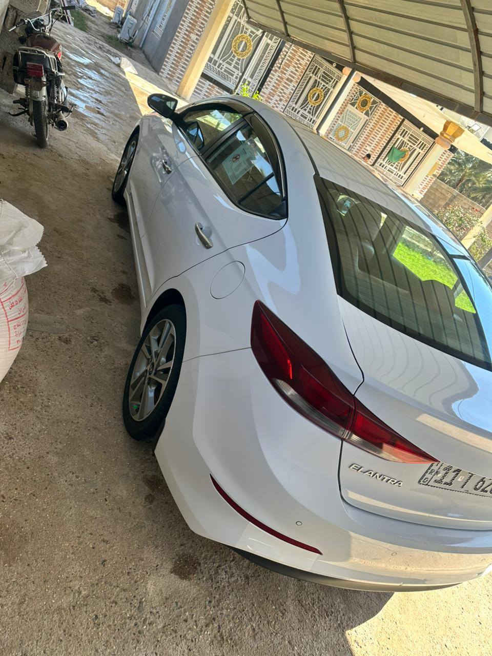 السلام عليكم النترا خليجيه موديل2019 سوبر مكفوله كفاله عامه رقم بغداد ماشي 96 الف اسياره فول ماعده لبصمه  رقم ***********  السعر 166
