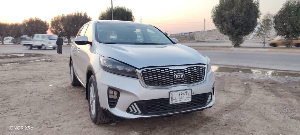 السلام عليكم 
سورنتو 2019 وارد أمريكي

 تحويل مباشر مالكه يمي بابل 

محرك ٤ سلندر سياره جاهزه من كلشي محرك كير حداديه تبريد 

مواصفات شاشه تحكمات 7 راكب عدا البني راما 

بيه 4 قطع حادث أمريكا  حلوه ومال جناي

ماشيه ٨٤

السعر 144 وبيه مجال

العنوان بابل للاستفسار
***********
